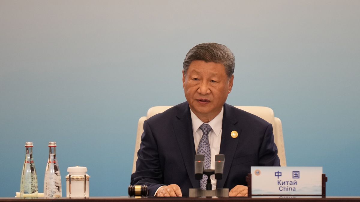 TIANJIN, CHINA - SEPTEMBER 01: Chinese President Xi jinping gives a speech during the Shanghai Cooperation Organization (SCO) Summit 2025 at the Meijiang Convention and Exhibition Centre on September 1, 2025 in Tianjin, China. (Photo by Suo Takekuma - Pool/Getty Images)