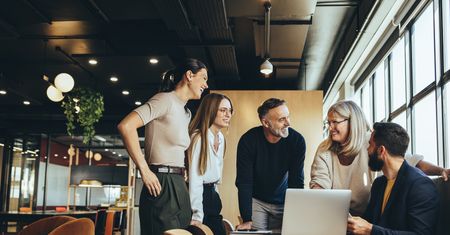 Great Place To Work® ogłosił listę 100 Najlepszych Małych i Średnich Miejsc Pracy™ w Europie 2025