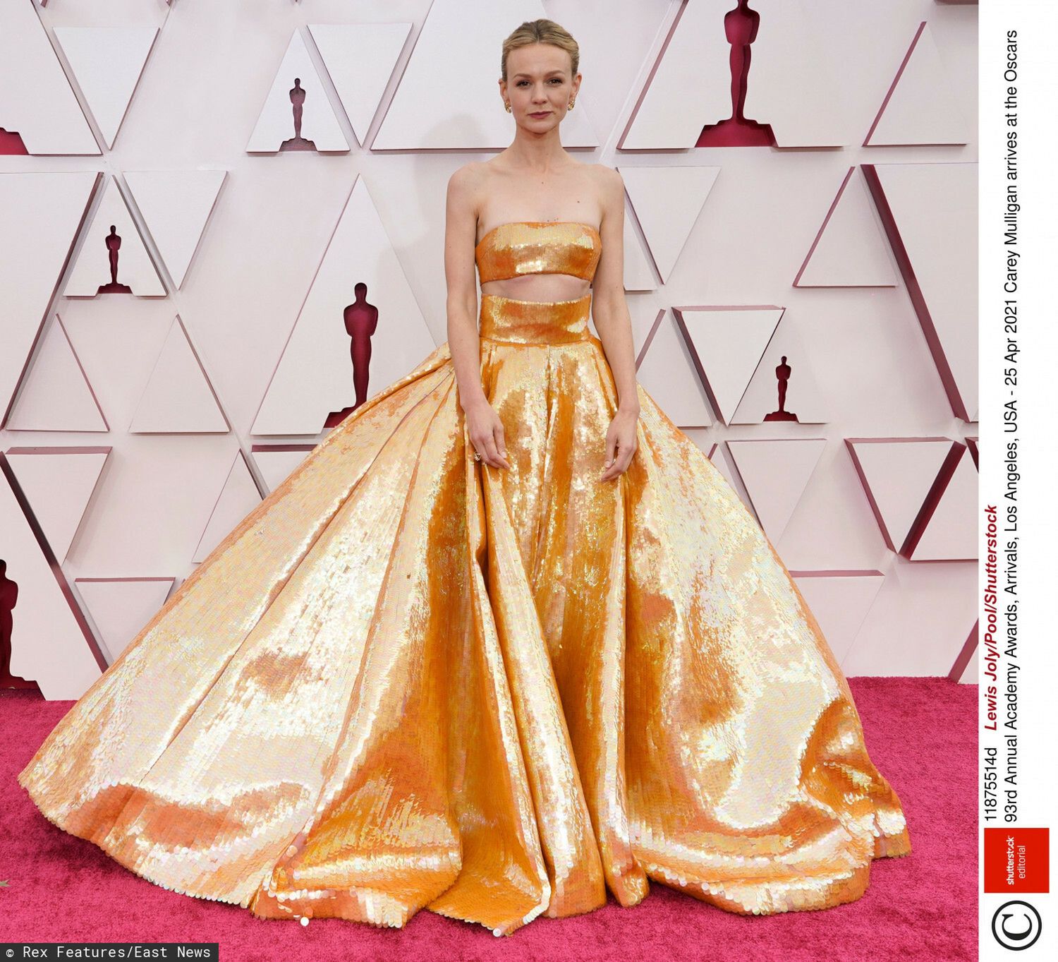 Carey Mulligan – Oscary 2021, kreacja: Valentino Haute Couture