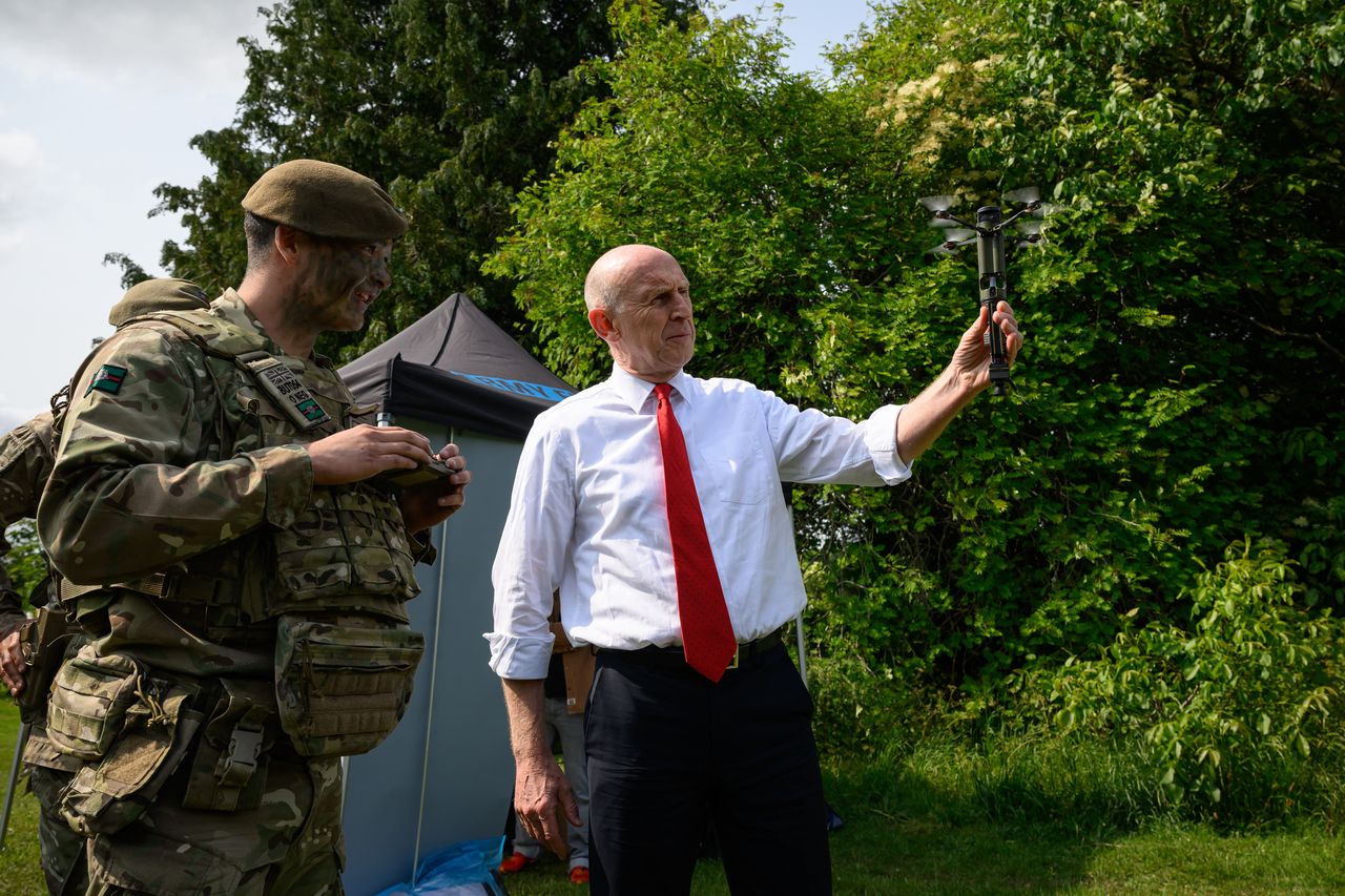 UK supports Ukraine with 100 thousand drones