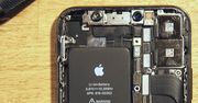 Samodzielna naprawa iPhone'a - czy to się w ogóle opłaca? Porównałem ceny