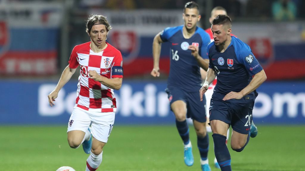 Luka Modrić (z lewej) oraz Robert Mak 