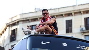 Legenda radzi "Lewemu" ws. transferu. Mówi o pieniądzach
