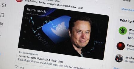 Elon Musk przejmuje Twittera. W mediach burza i dyskusja o granicy "wolności słowa"