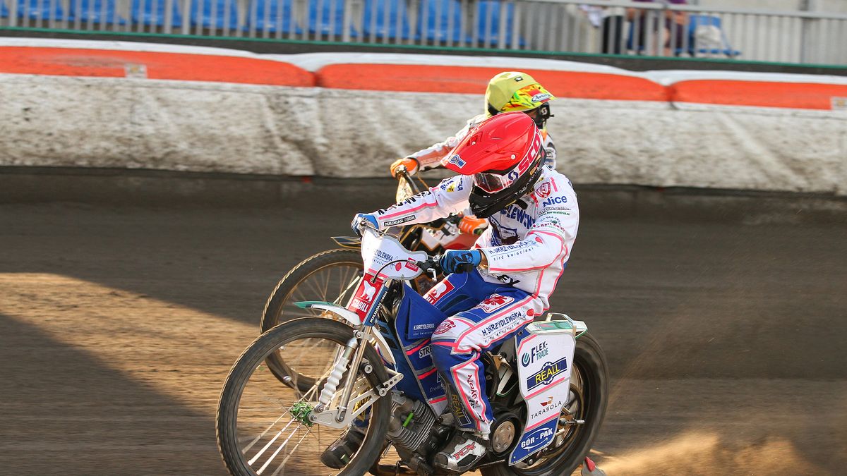 WP SportoweFakty / Adrian Skorupski / Na zdjęciu: Andriej Kudriaszow (kask czerwony)