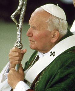 Homilie Jana Pawła II już ponad tydzień na antenie TVP. Są hitem oglądalności