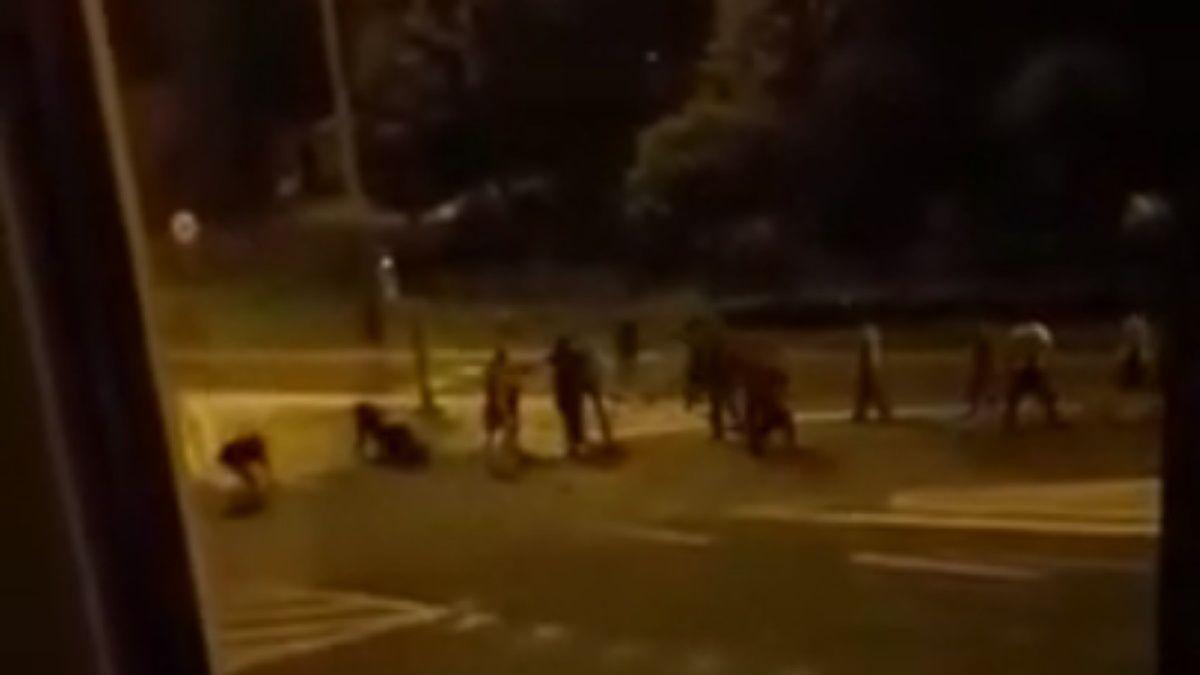 Grupa mieszkańców Krośniewic została zaatakowana przez uzbrojonych mężczyzn