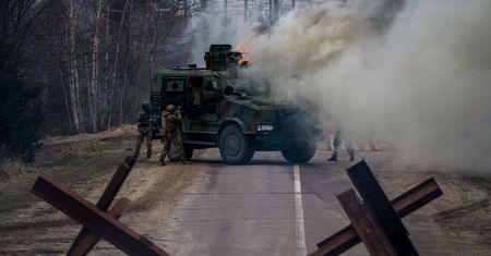 Inny kraj na celowniku Rosji? Operacja jak przed atakiem na Ukrainę