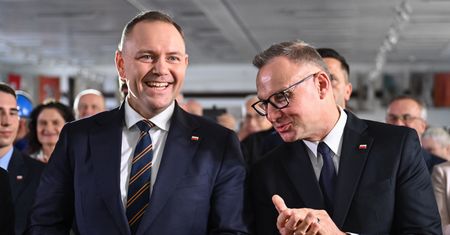 Karol Nawrocki lepszym prezydentem? CBOS ujawnia wyniki sondażu