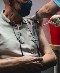 Szczepienia na COVID-19. Trzecia dawka Moderny? Prezes koncernu odpowiada