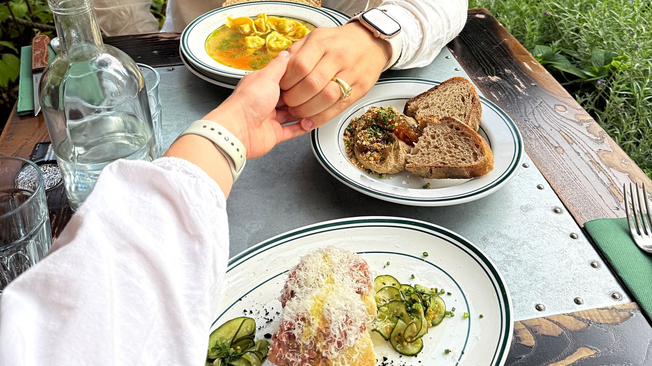 Dopadła cię jesienna chandra? To zadziała lepiej niż kawa i tabletki na nastrój