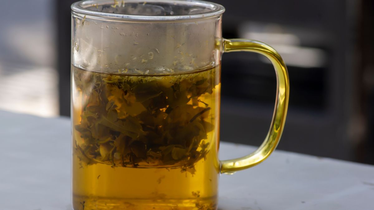 Korzeń kuklika stosowany był w do łagodzenia objawów zapalenia dziąseł