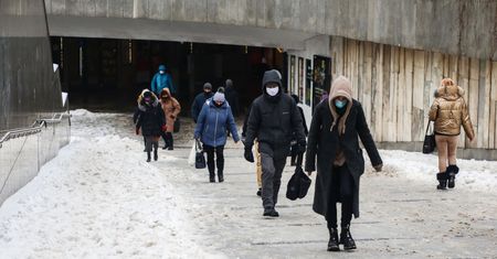 Trzecia fala koronawirusa w Polsce. Niepokojące doniesienia