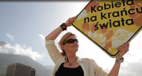 „Kobieta na krańcu świata” straciła 200 tys. widzów. 3,1 mln zł z reklam