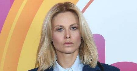 Anna Karczmarczyk odsłania kulisy kręcenia intymnych scen. "Musiałam być NAGA przed STARSZYM AKTOREM. TRZĘSŁAM SIĘ"
