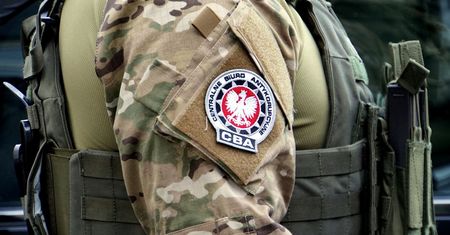 "Luksusowe torebki, fałszywe dyplomy MBA i łapówki dla wojewody". Drugi akt oskarżenia w gigantycznej sprawie korupcyjnej z Uzdrowiska Rymanów