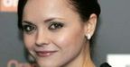 Christina Ricci zakrywa lustra