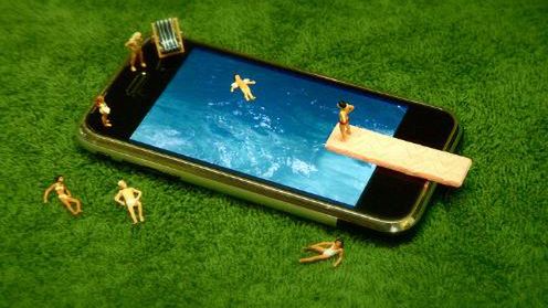 13-latka pozywa Apple'a. Poszło o zalanego iPhone'a 1