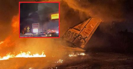 Koszmarny wypadek w USA. Samolot rozbił się o salon samochodowy