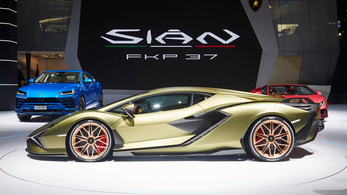 Lamborghini Siån FKP 37 zamiast zwykłego akumulatora posiada superkondensator (fot. Lamborghini)