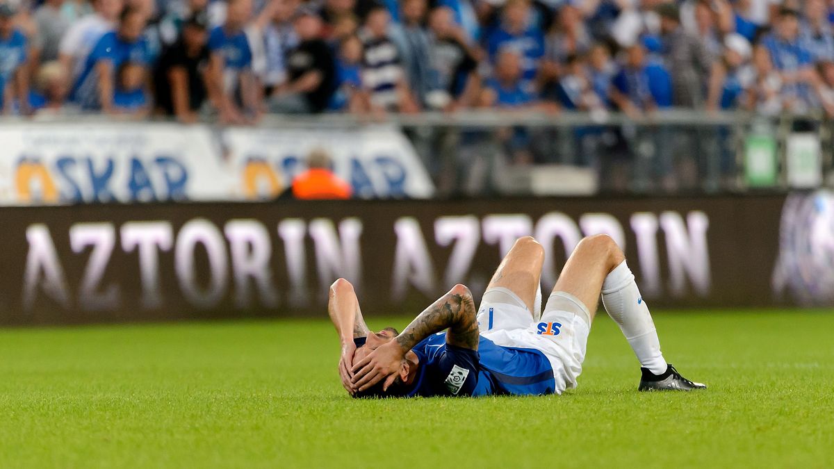 Zdjęcie okładkowe artykułu: PAP / Jakub Kaczmarczyk / Piłkarze Lecha w najgorszy możliwy sposób rozpoczęli nowy sezon