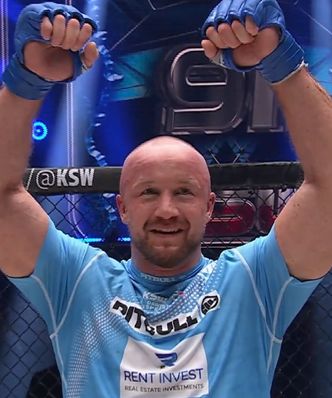 Kasperski udanie zadebiutował w MMA. Czech bez szans na KSW 91