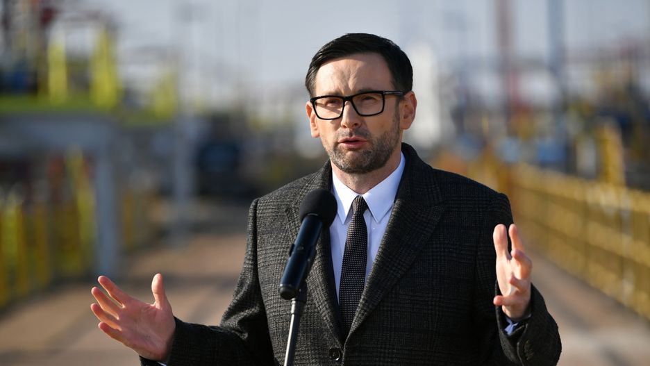 Ceny paliw znów w dół. Daniel Obajtek ogłasza kolejne obniżki 