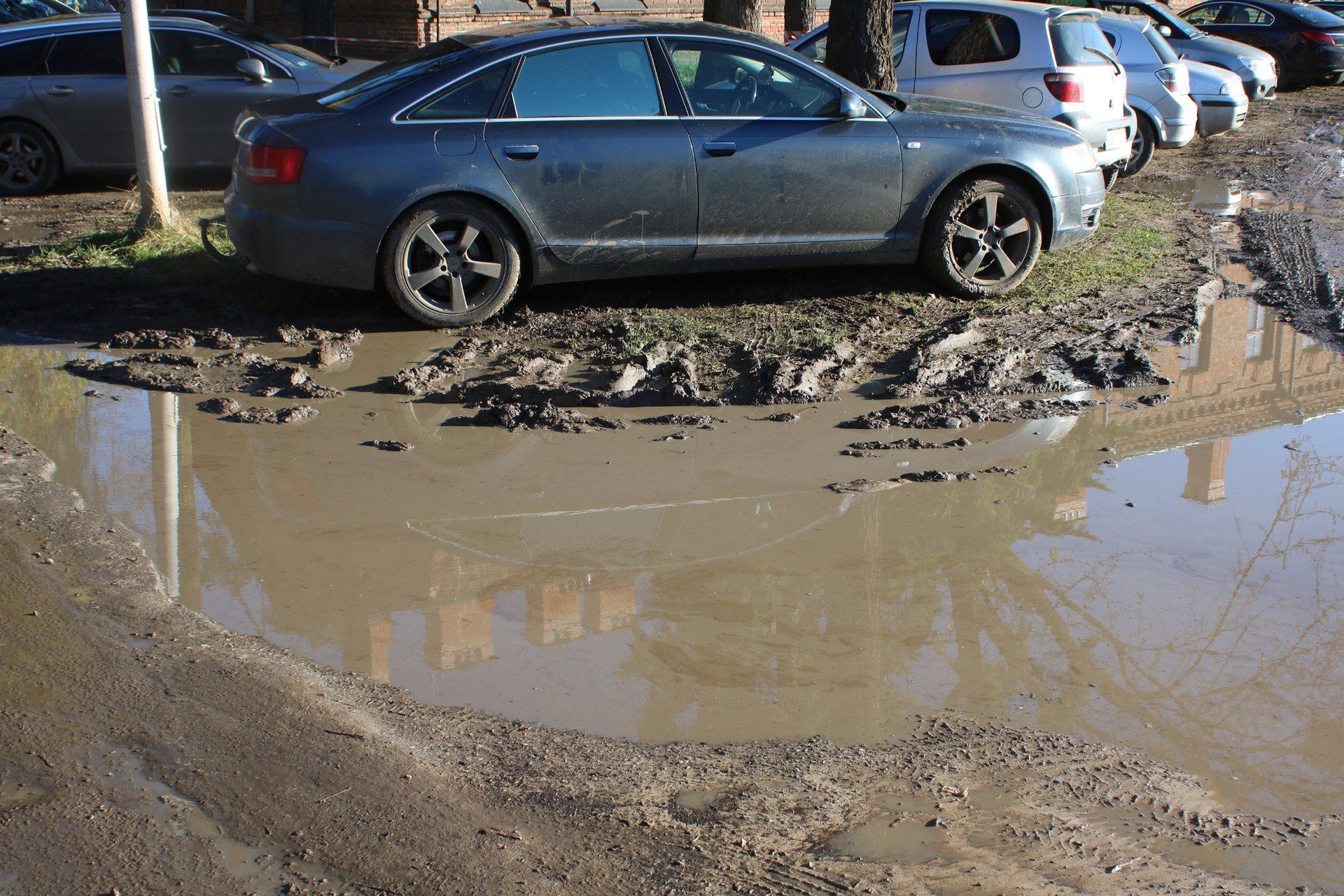 Na zamojskim osiedlu Koszary. Mieszkańcy osiedla mają już tego dość