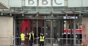 Siedziba BBC oblana czerwoną farbą. Przyznali się