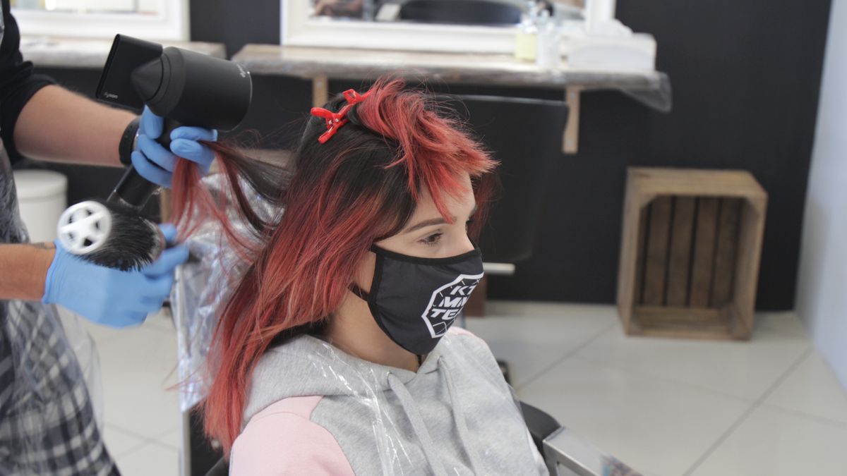 Usługi fryzjerskie są sporo droższe niż rok wcześniej.