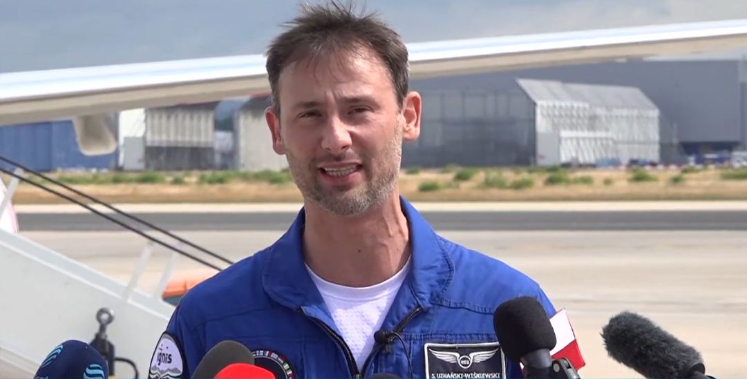 Polski astronauta już w Europie. Mówi, że to "doświadczenie jego życia"