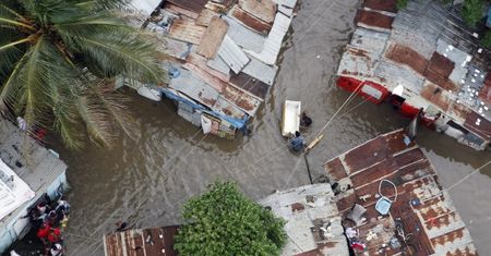 Huragan Sandy zbliża się do wybrzeży Stanów Zjednoczonych