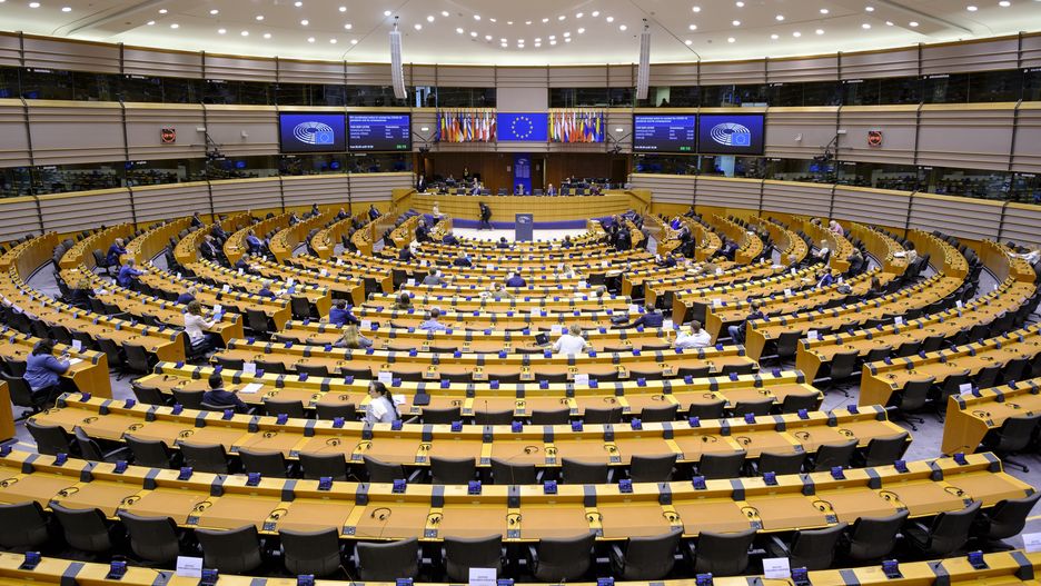 Parlament Europejski. Dyskusja o praworządności w Polsce