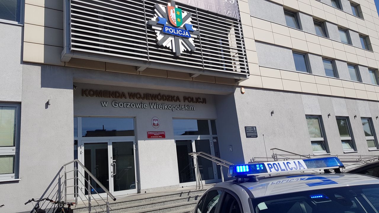 Strzały na komendzie policji. Policjant z Gorzowa walczy o życie
