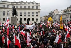 &quot;Marsz w Obronie Demokracji i Wolności Mediów&quot; na ulicach Warszawy
