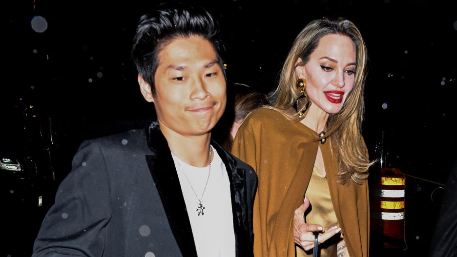 Celebrity Sightings In New York City - April 11, 2024NEW YORK, NEW YORK - APRIL 11:  Pax Jolie-Pitt and Angelina Jolie arrive to Cipriani 42nd Street on April 11, 2024 in New York City. (Photo by James Devaney/GC Images)James Devaney