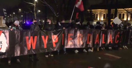 Warszawa. Znów wrze na mieście. Strajk Kobiet się nie uciszy