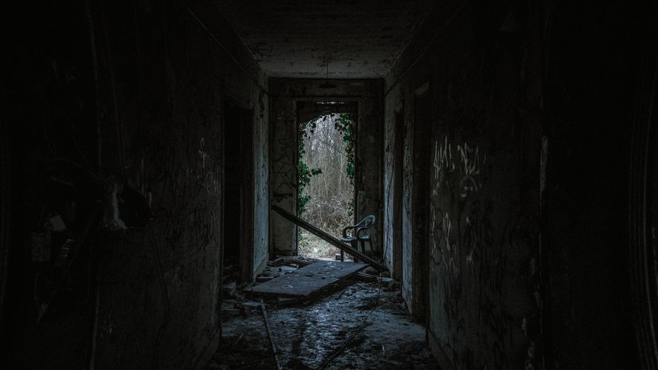 Choć Lublin słynie ze swojej bogatej historii i urokliwych zakątków, nie brakuje tu także miejsc, które wzbudzają dreszczyk emocji. Niektóre te miejscówki lublinianie nazywają nawiedzonymi. Znasz je wszystkie?