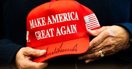 Administracja Trumpa z nowym planem. Chodzi o "ruch MAGA w Europie"
