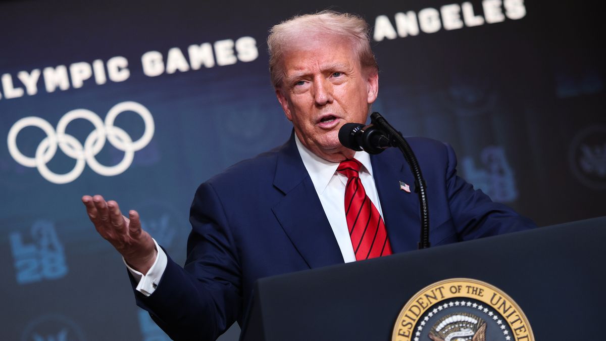 Donald Trump zdecydował: dodatkowe 25-proc. cła na import z Indi