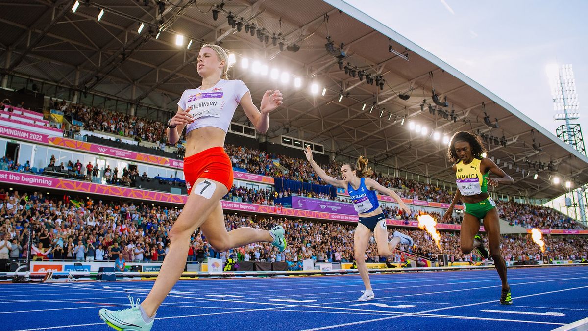 Finisz biegu na 800m kobiet podczas Igrzysk Wspólnoty Narodów w 2022 roku