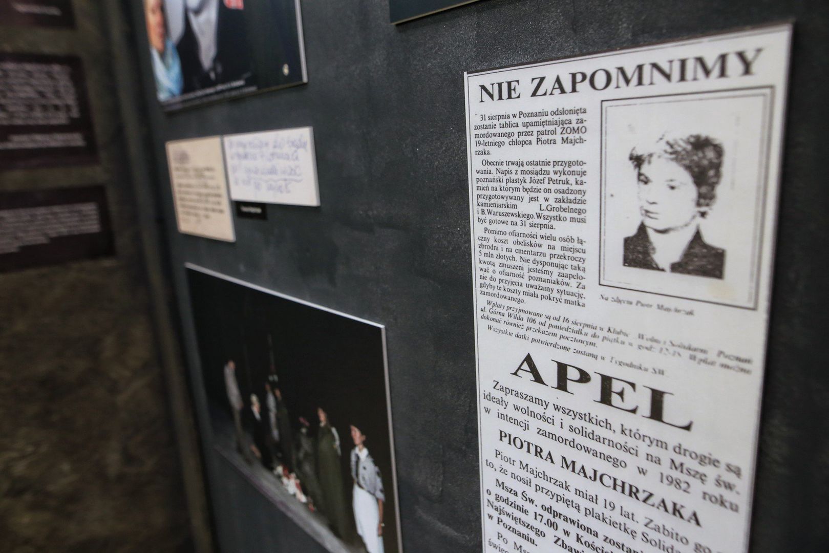CZEKAJAC NA PRAWDE WZNOWIENIE SLEDZTWA W SPRAWIE ZAMORDOWANIA PIOTRA MAJCHRZAKA - WYSTAWA W MUZEUM POZNANSKIEGO CZERWCA 56