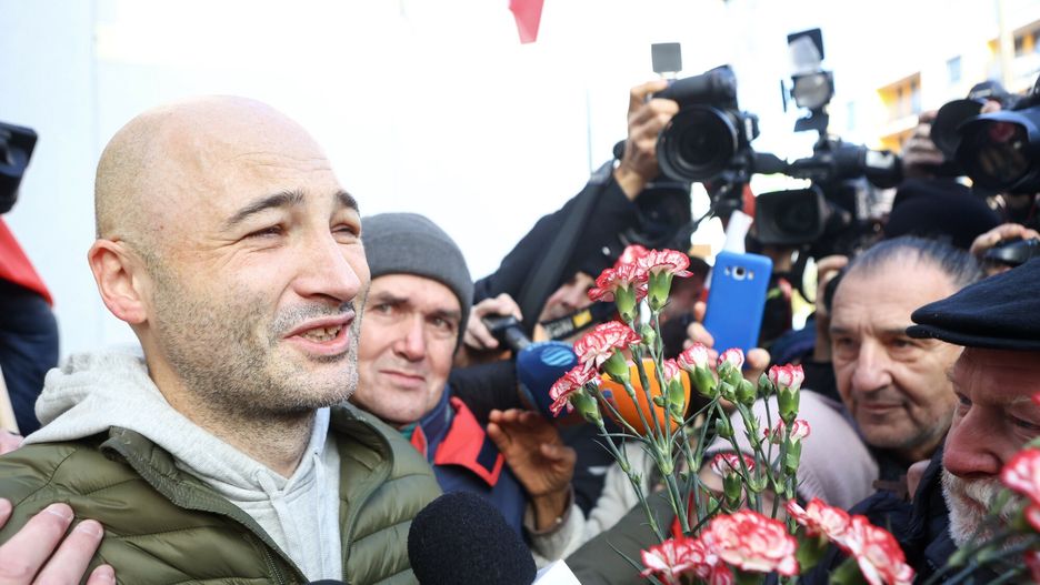 Ks. Olszewski wyszedł z aresztu