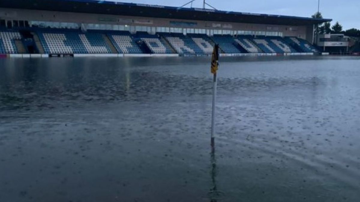 Zdjęcie okładkowe artykułu: Twitter / x.com/telfordutd / Na zdjęciu: boisko klubu AFC Telford United