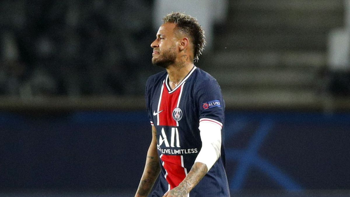PAP/EPA / YOAN VALAT / Na zdjęciu: Neymar (PSG) w półfinale Ligi Mistrzów z Manchesterem City