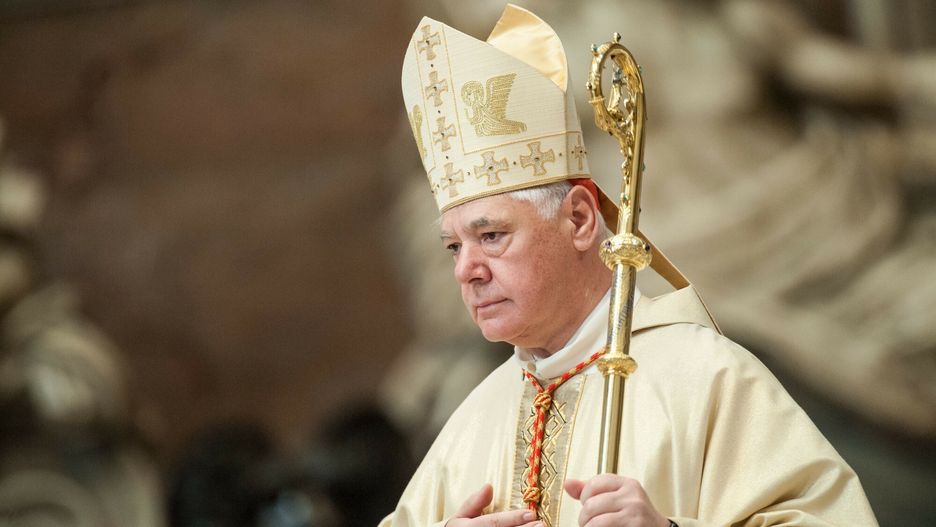 Gwardia Szwajcarska - PolarisMay 6, 2017 - Vatican: Card. Gerhard Ludwig Muller celebrates the mass for recruits of the Pontifical Swiss Guards on the day of their oath, at Altar of the Chair in the Basilica of St. Peter in the Vatican. (Massimigliano Migliorato/CPP / Polaris)Massimigliano Migliorato