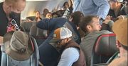 Awantura w powietrzu. Pasażer próbował otworzyć wyjście awaryjne