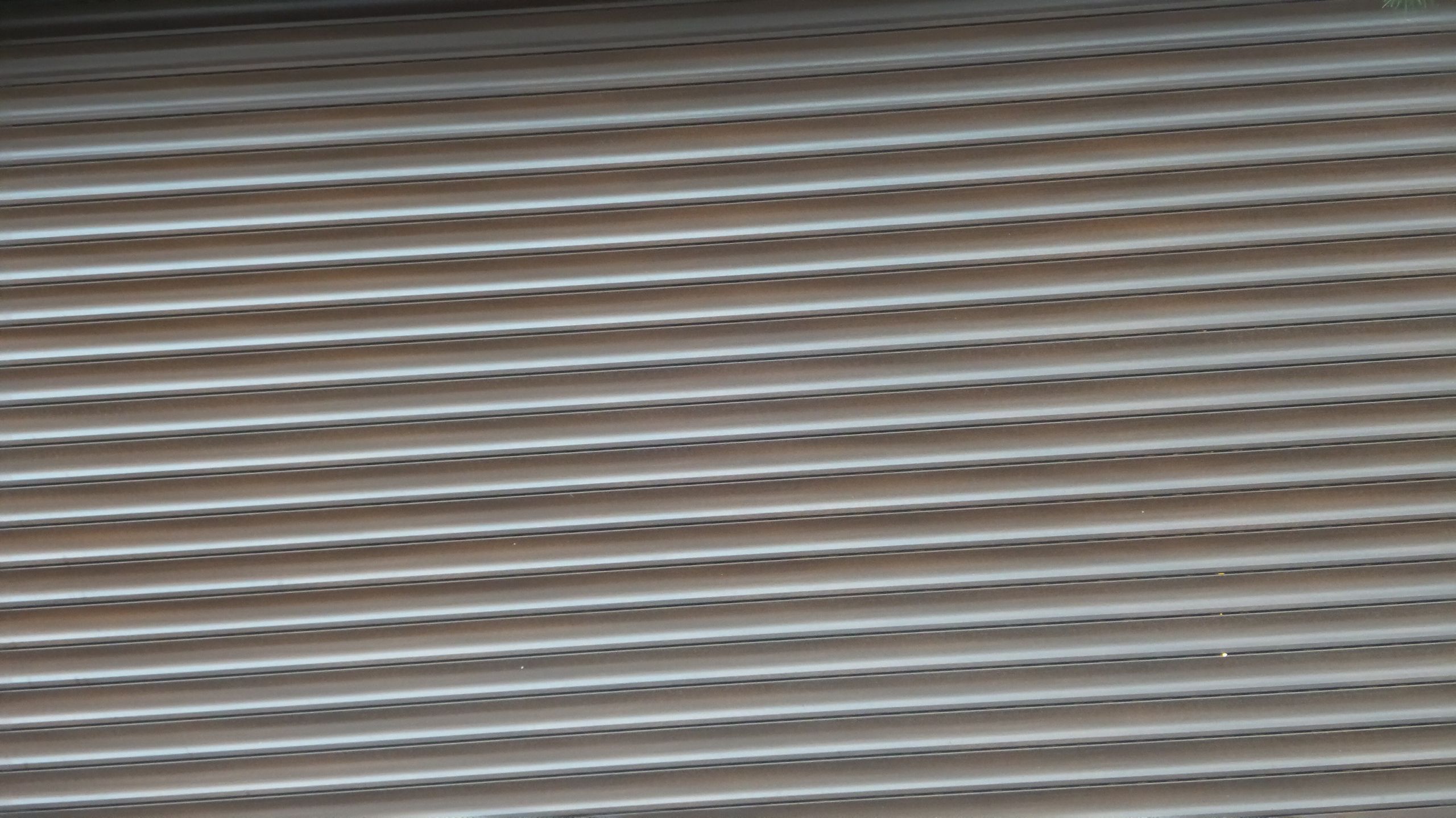 43,0 mm, tryb dla słabego oświetlenia