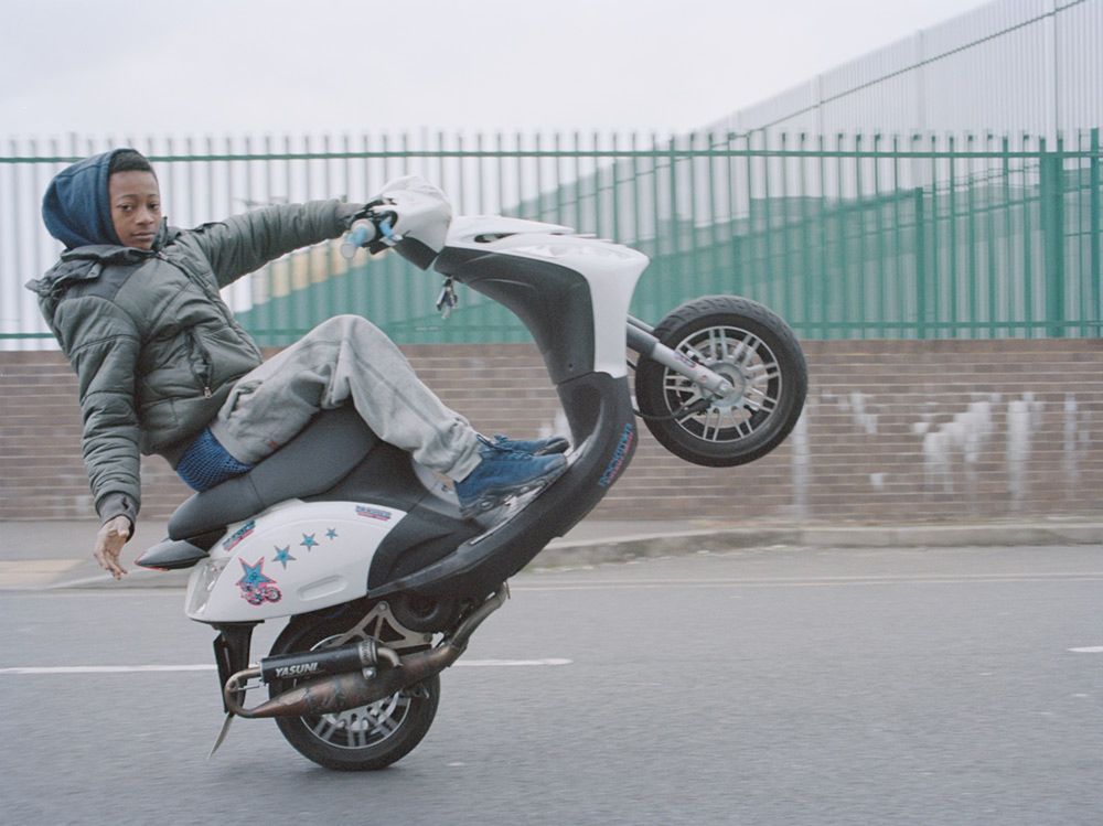 Gangi motocyklowe istnieją nie tylko na filmach. Tak widzi je Spencer Murphy 9