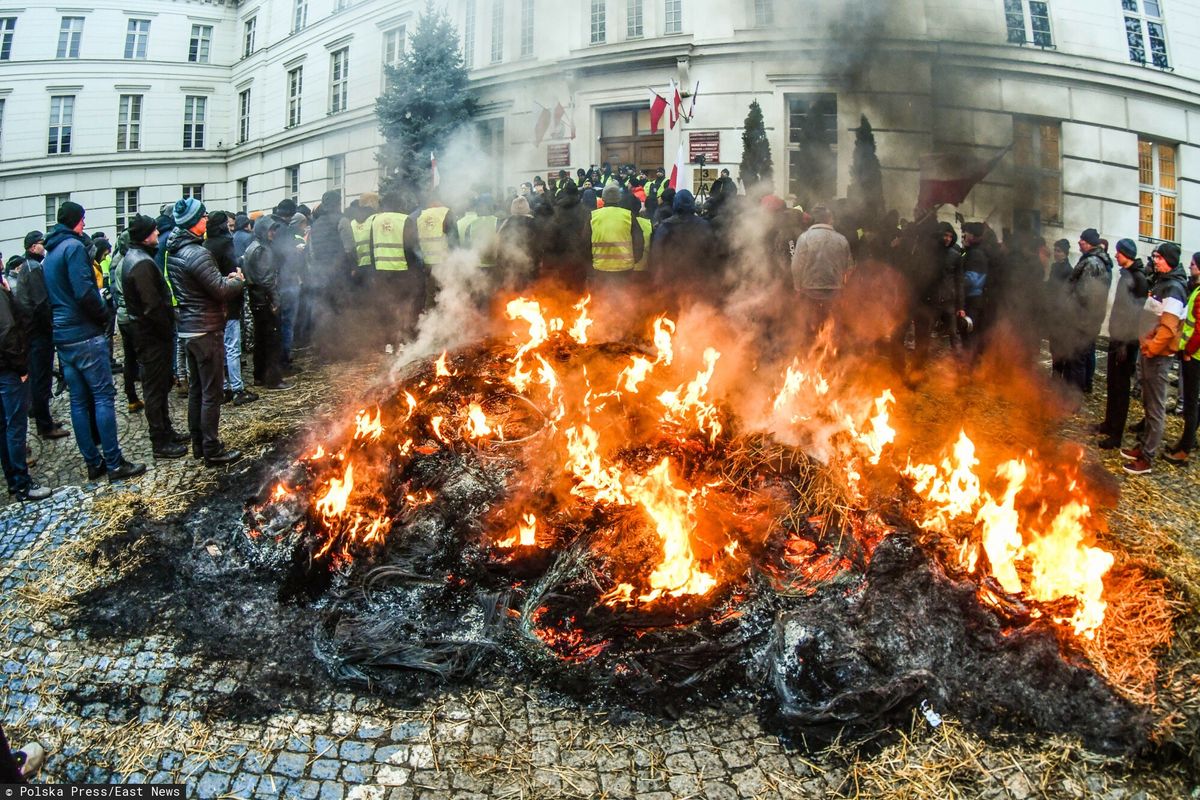 Trwają protesty rolników. 6 marca planują duża manifestację w Warszawie. Na fot. niedawny protest w centrum Bydgoszczy